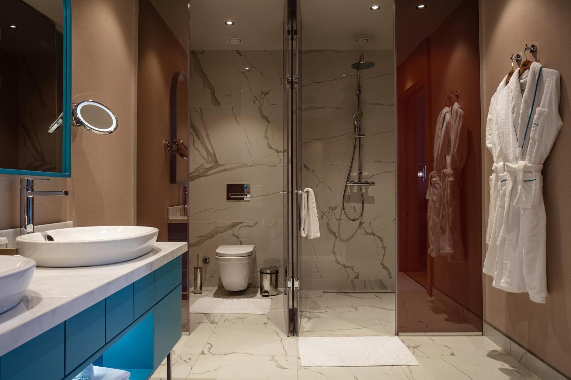 Karavansaray Turkistan Harbour Hotel -Flying Theatre Access Zimmer foto A bathroom